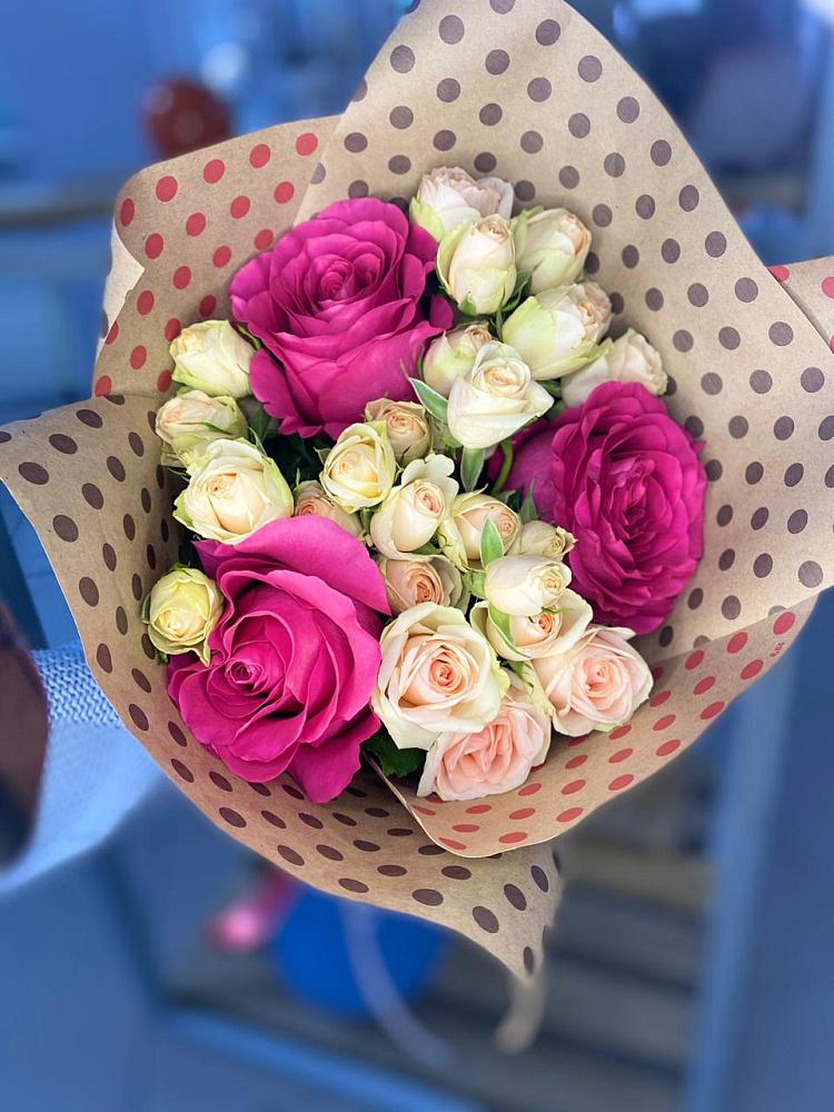 Букет цветов из: Розы в Константиновский