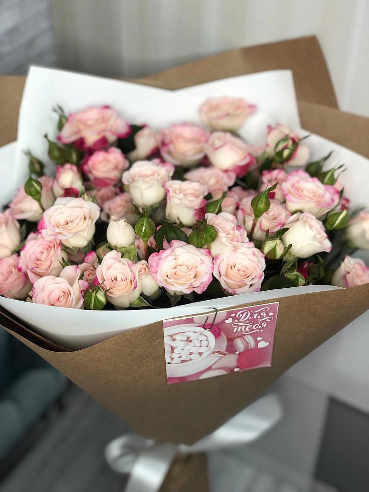 Букет цветов из: Розы в Константиновский