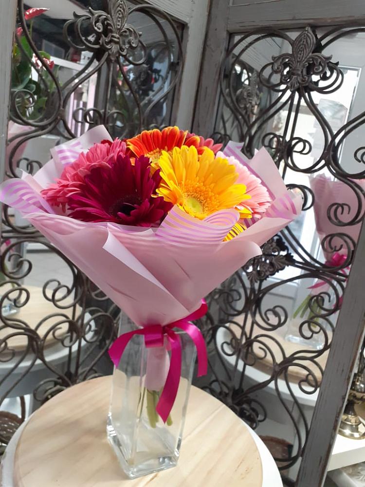 Букет цветов из: Герберы в Константиновский