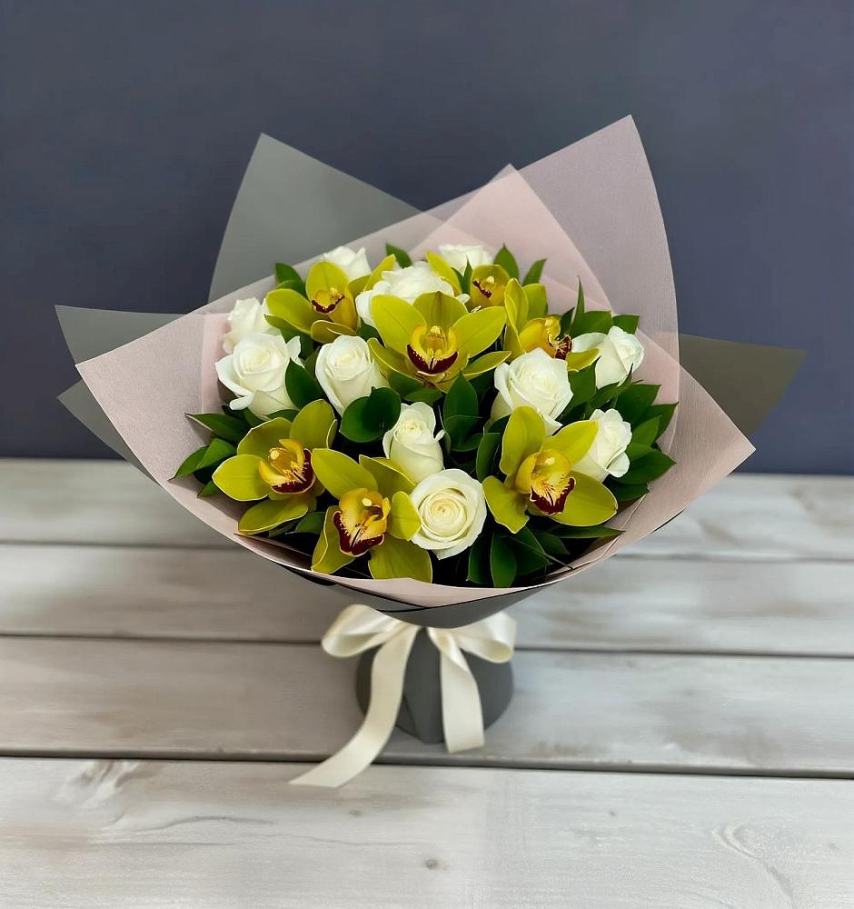 Букет цветов из: Орхидеи и Розы в Константиновский