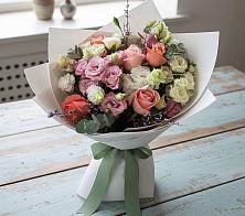 Букет цветов из:  Розы, Лизиантусы и Гвоздики в Константиновский