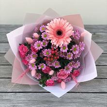 Букет цветов из:  Розы, Герберы и Хризантемы в Константиновский