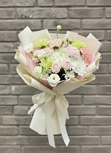 Букет цветов из:  Гвоздики, Розы, Лизиантусы и Хризантемы в Константиновский