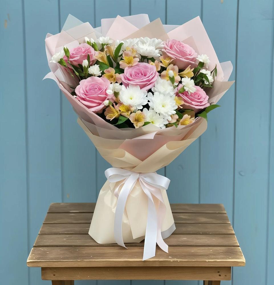 Букет цветов из: Гвоздики, Орхидеи и Розы в Константиновский