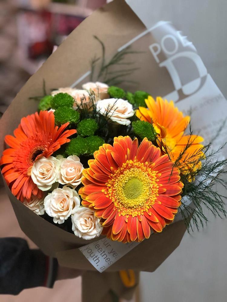 Букет цветов из: Герберы, Хризантемы и Розы в Константиновский