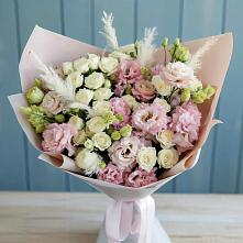Букет цветов из:  Альстромерии и Розы в Константиновский